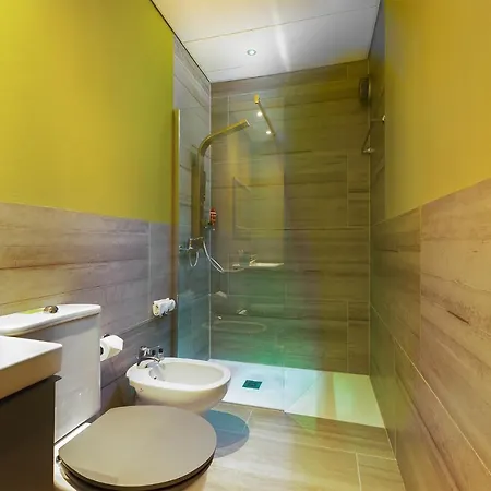 By Lr Апартаменти