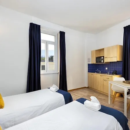 By Lr Apartment Lugano