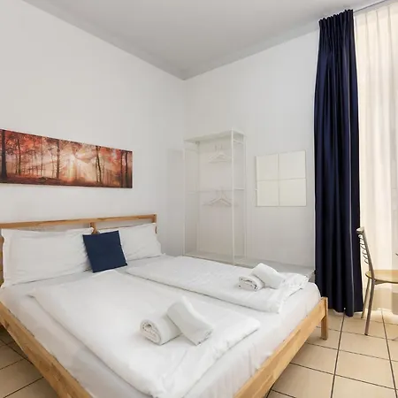 By Lr * Лугано