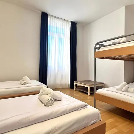 By Lr * Лугано