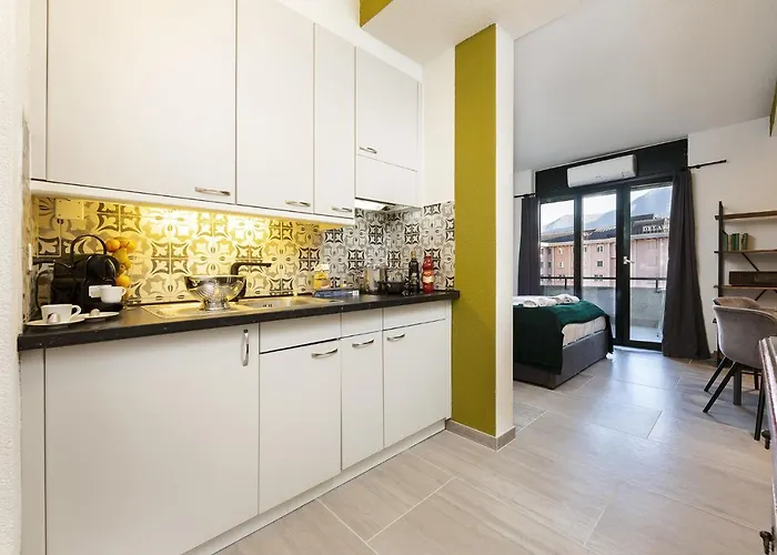 By Lr Apartament Lugano